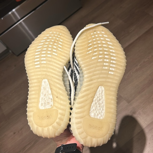 Zebra Yeezys 350 boost - Picture 8 of 9